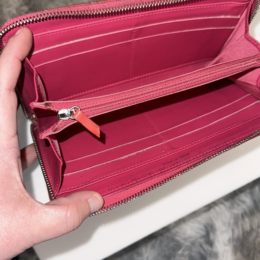 CHANEL - Auth. Hot Pink Quilted Patent Leather Long Zippy Classic Wallet Guc - Picture 5 of 14